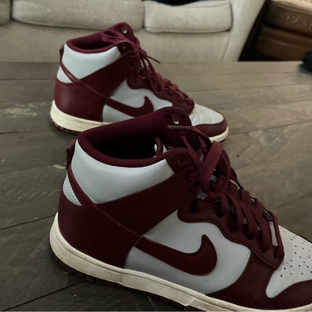 Nike Men's Maroon and White High-Top Sneakers